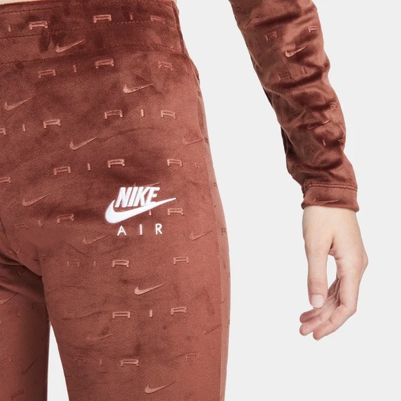 NWT Nike brown stretchy velour flare pants - Picture 3 of 5